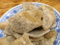 老北京炸灌肠-门框胡同百年卤煮(新街口店)