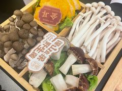 -廖掌柜·重庆鲜货火锅(上海首店)