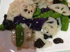 荷塘小炒-干老四雅鱼饭店(滨江西路店)