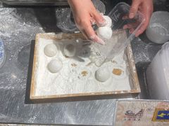 黑芝麻汤团-七宝老街汤团(上海世纪汇广场店)