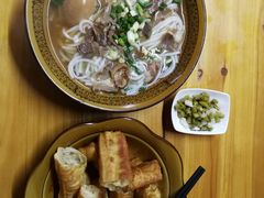 -肇兴特色牛肉粉
