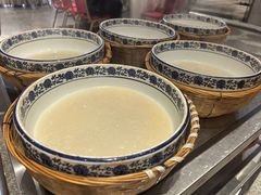 -老国贸云南传统过桥米线(滇池店)