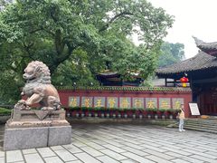 -峨眉山报国寺