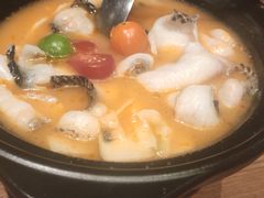 -云海肴·汽锅鸡·云南菜(天山百盛优客店)