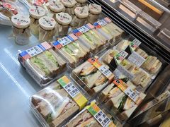 -85度C(生甜甜圈研究工坊·上海平凉店)