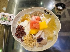 椰奶桃胶清补凉-椰语堂·海南清补凉(中山骑楼店)