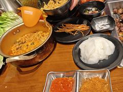 -肉甲韩国木炭烤肉(新壹街1店)