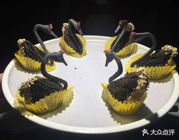 粮策·觅味江南(世纪东方广场店)黑天鹅酥图片 - 第394张