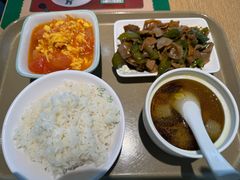 -老乡鸡(上海品尊国际中心店)