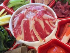 -赵美丽·重庆社区火锅·直营店(火车东站·中豪国际店)