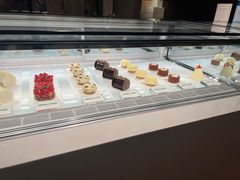 -潮一不贰·法式甜品·生日蛋糕·西式简餐(外滩店)