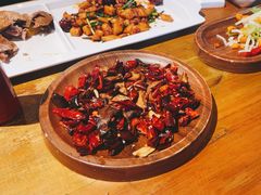 -隔壁老王·家常云南菜(花巷店)