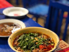 -马路边边串串香形象店(磐石路店)