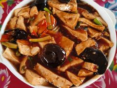 家常豆腐-何适山庄 ·可团建(水长城P2停车场店)