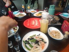 -魏铭鱼头捞饭(晋阳路店)