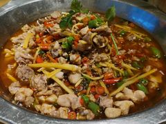 -兔行天下-鸿鹤鲜锅兔(中海国际店)