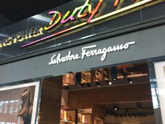 -中免(澳门机场免税店)