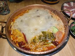 -洱火云南酸菜牛肉火锅(石景山当代商城店)