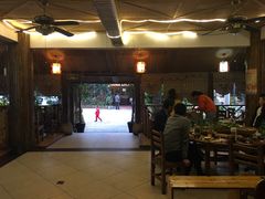 大堂-纳兰傣雀傣味餐厅