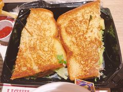 -The Habit Burger Grill 哈比特汉堡(复兴soho店)