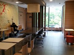 -麦当劳(友谊路得来速店)