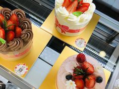 -花花卷卷·鲜食蛋糕(静安久光百货店)