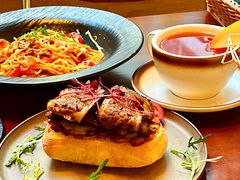 -mordew加州日记西餐&小酒馆(新天地店)