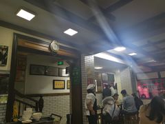 等位区-建新园过桥米线(宝善街店)