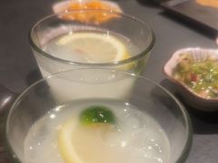 -铭牛烧肉·和牛海鲜自助(高新月牙湖店)