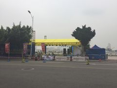 周边环境-渔人码头(洛溪店)