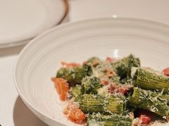 -Mogul Eatery·大亨餐酒馆