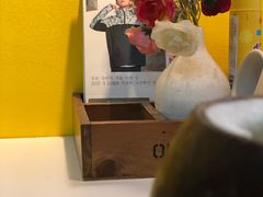 -志龙皇冠吃货椰子铺