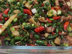 -黄桷树曹家私房菜(江与城店)