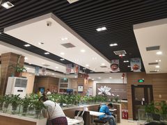 大堂-嘉和一品粥(首经贸店)