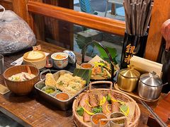 -银米·云南传统过桥米线(双廊黑金冠店)