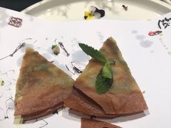 -翡翠小城·海鲜豆捞·广式点心(老佛爷店)