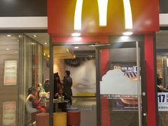 -麦当劳(新世纪环球中心店)