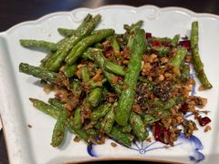 -川流不息·地道川菜·小龙虾(松东路店)