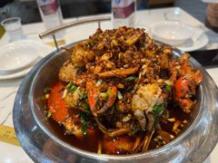 -凤凰路何眼镜香辣蟹(花果园店)