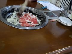 和众肥牛-金明姬和众烧烤店(东铁营店)