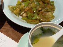 -荷花亭·湖北融合菜(十堰武商MALL店)