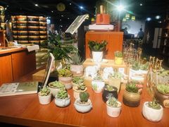 -新华书店(印象城店)