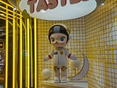 -泡泡玛特POPMART(上海环球港店)