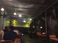 -BURGER BRO'S