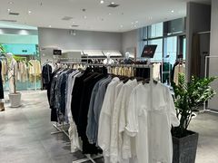 -百年港湾奥特莱斯(香炉礁店)