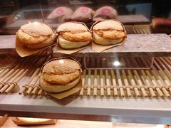 -巴黎贝甜(大宁国际商业广场店)