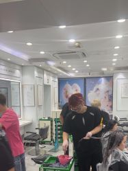 -镁连社·美联社