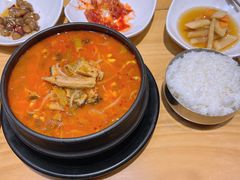 -山海珍味韩国料理(奥城店)