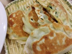 韭菜盒子-石老头关东饺子王·东北菜(嘉华鑫城店)