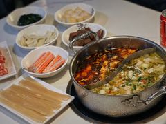 -德林酸菜鱼火锅(南丹店)
